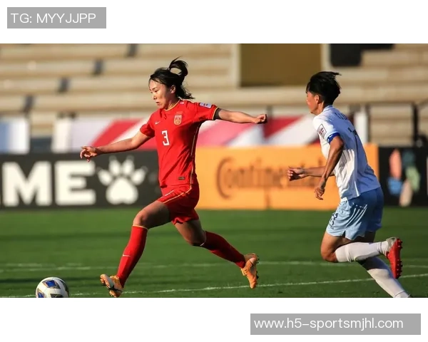 中国女足精彩表现邵子钦造点球亲自罚进助球队1-0领先